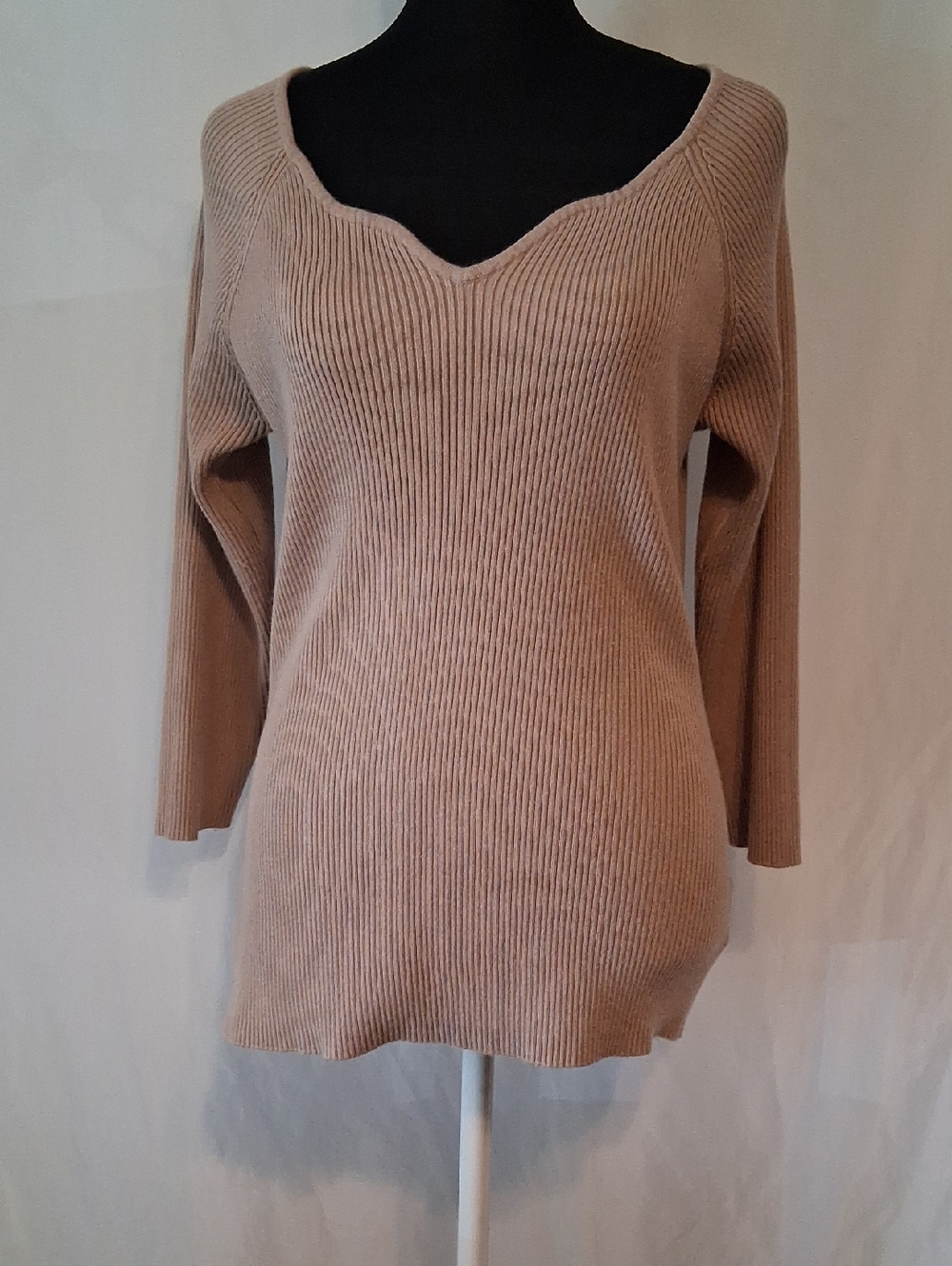 Madison Grey Ribbed Scalloped Neck Sweater - Size L Taupe